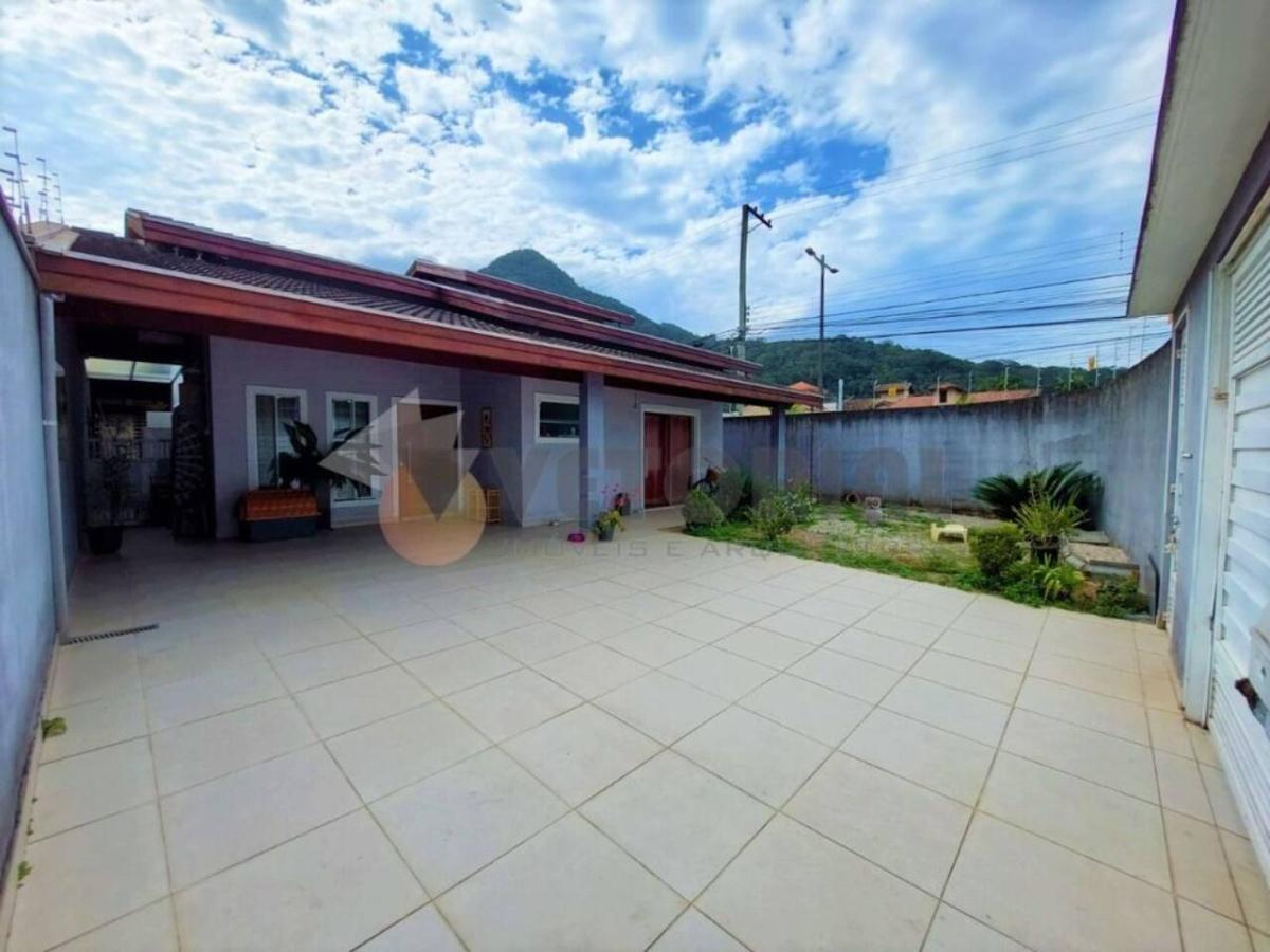 Casa à venda, 180 m² por R$ 980.000,00 - Cidade Jardim - Caraguatatuba/SP
