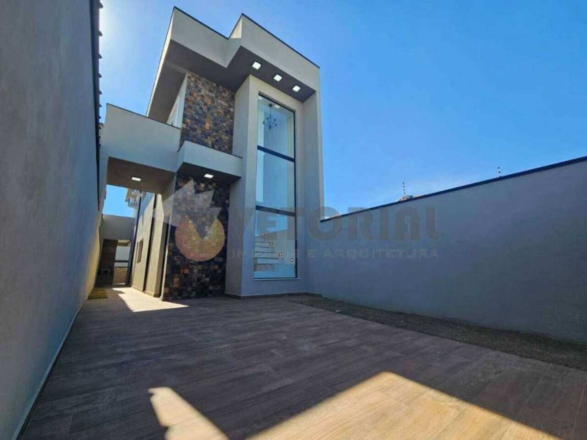Sobrado com 3 dormitórios à venda, 129 m² por R$ 620.000,00 - Praia das Palmeiras - Caraguatatuba/SP